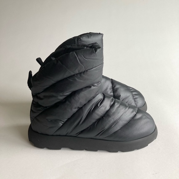New Piumestudio Luna Black Nylon Pillow Puffy Slip On Booties Size EUR37, US 6.5 - Picture 5 of 15